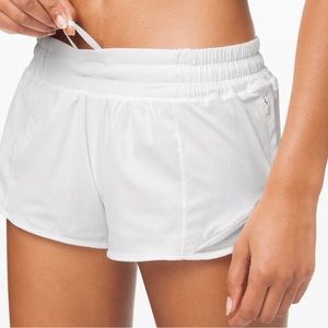 Lululemon Hotty Hot Short 2.5 Inch White
